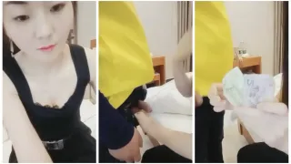 长得像香港演员万倚雯气质美少妇旅馆出轨叫外卖勾搭害羞的美团外卖小哥啪啪对白有趣