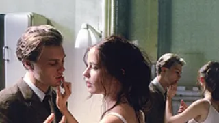 戏梦巴黎.The Dreamers.2003.FR.BluRay.1920x1080p.x264.DTS-KOOK.[中英双字]