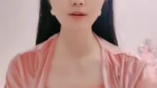 气质美少妇！看似文静骚的很！洗完澡给大家秀